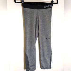 Nike Pro Women's Training Capri/Tights-Grey/Black Size Small